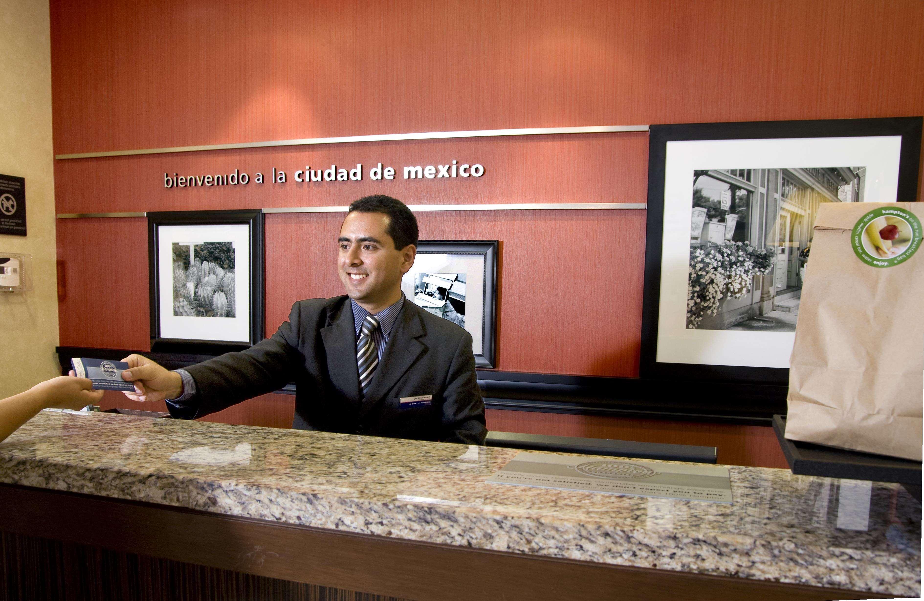 Hampton Inn & Suites Mexico City - Centro Historico Exterior foto