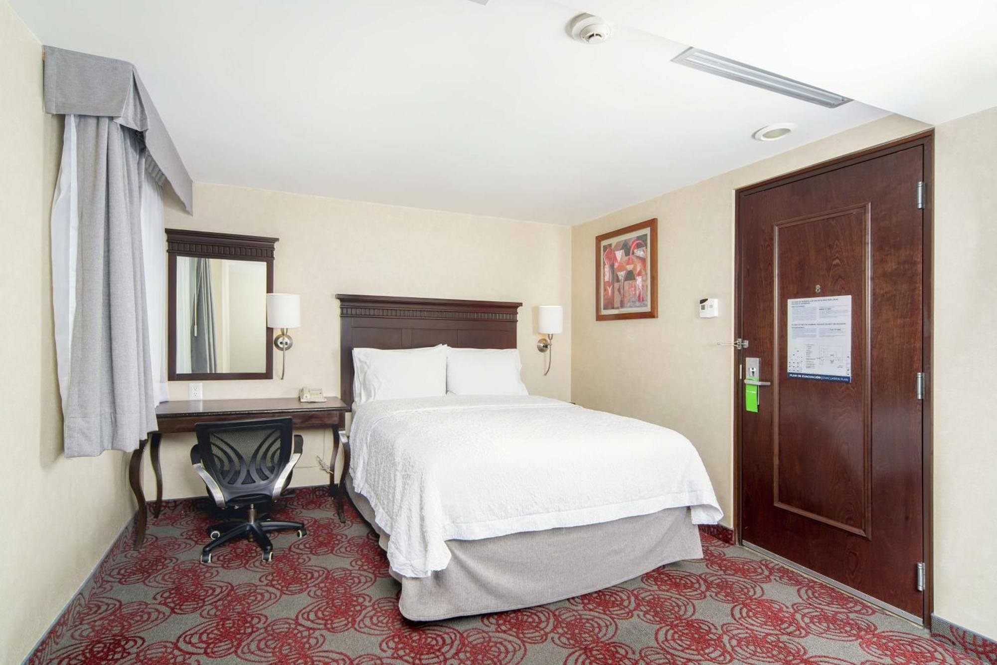 Hampton Inn & Suites Mexico City - Centro Historico Exterior foto